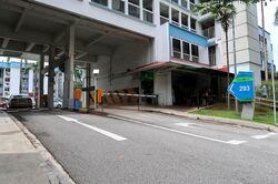 Yishun Street 22 (D27), Shop House #451431541
